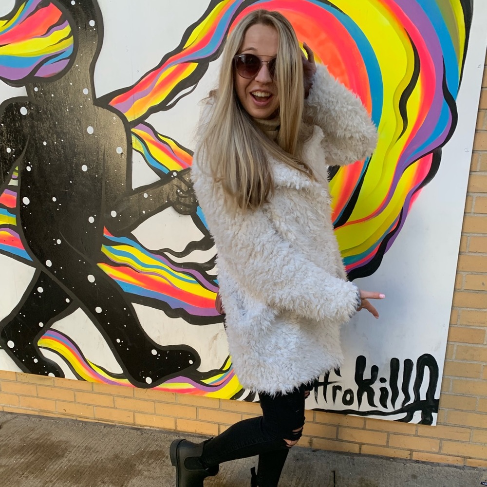 Meet your Posher, Megan